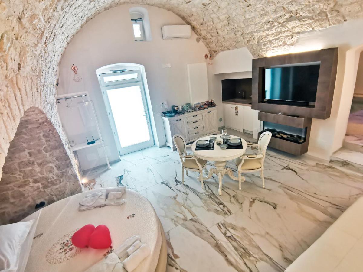 Dimora Farina Suites Ostuni Kültér fotó