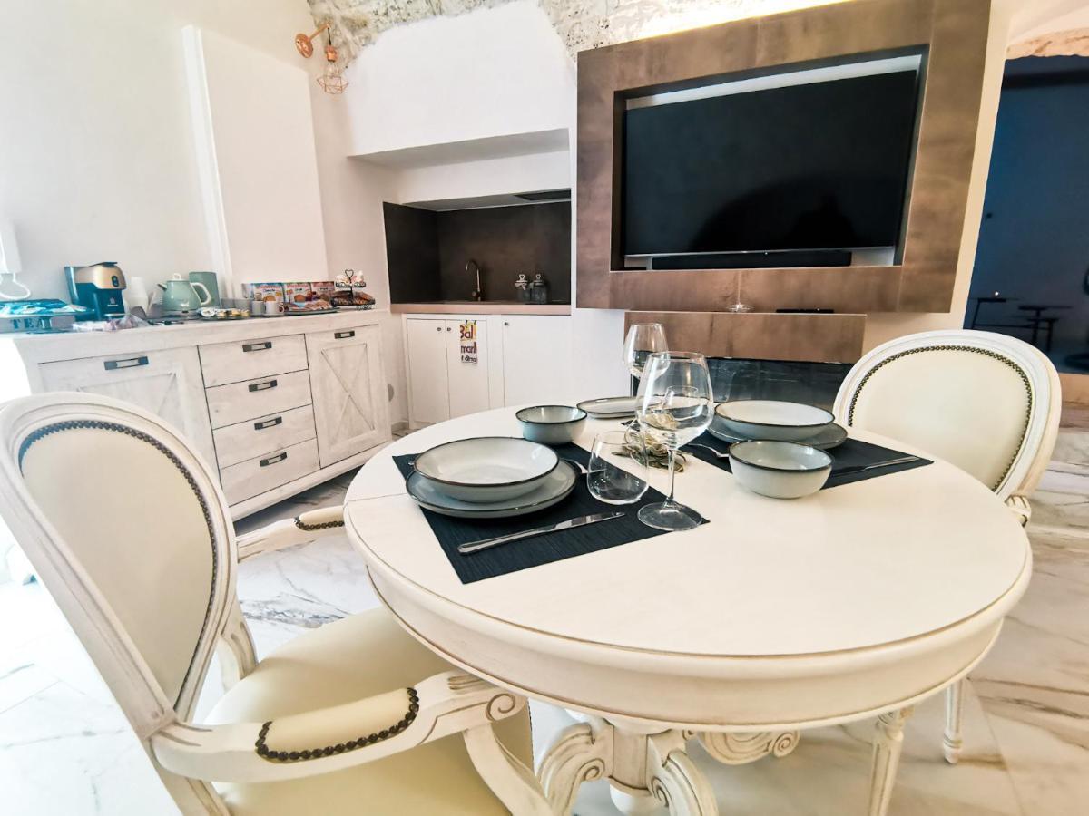 Dimora Farina Suites Ostuni Kültér fotó